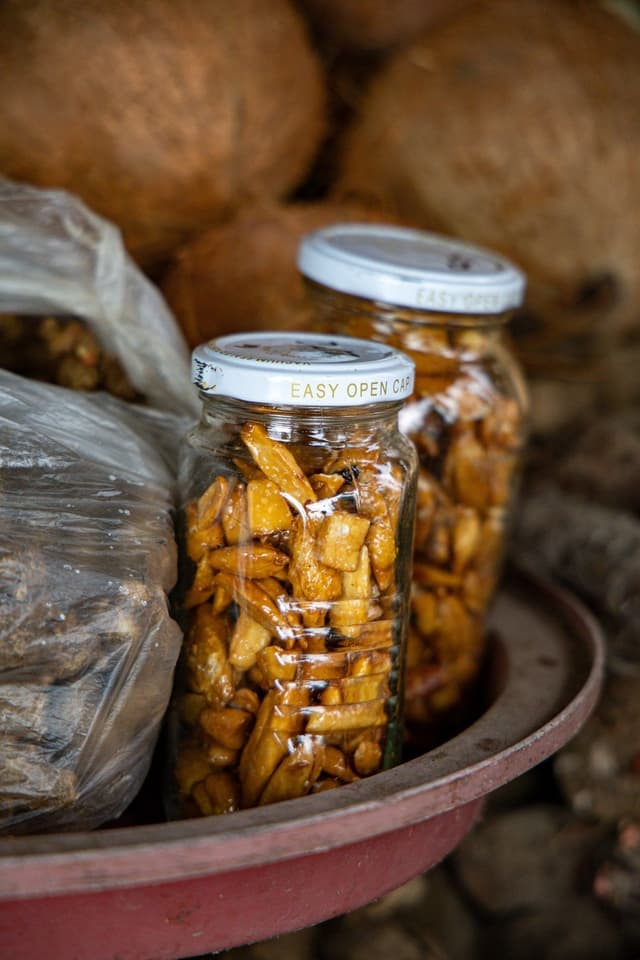 Image of Pili